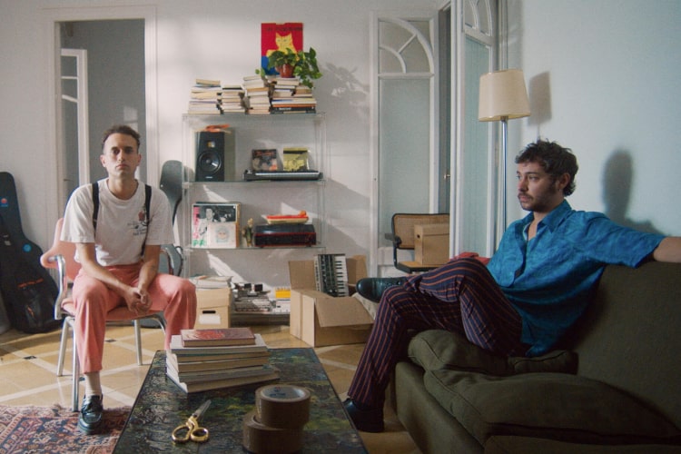 "Lo dejaría todo" es el tercer adelanto del segundo disco de The Parrots