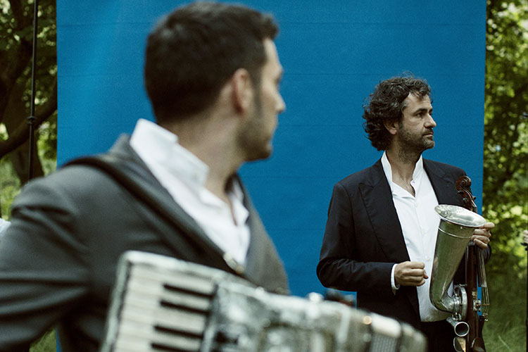 “Si acaba la música popular, estamos perdidos”