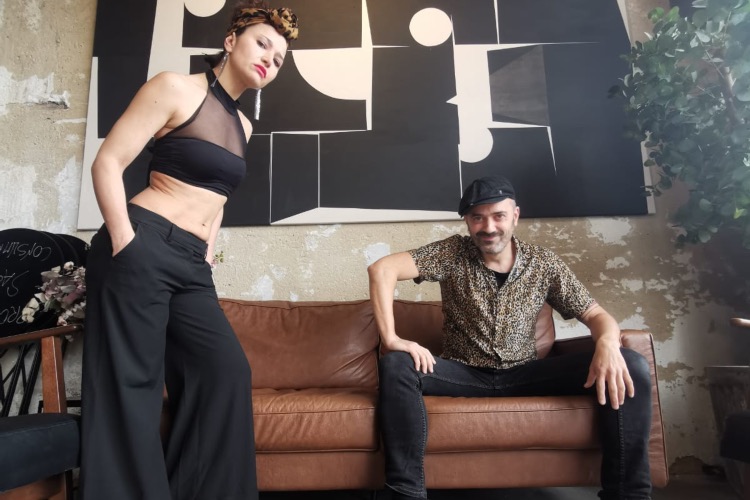 El dúo Mihailovic & Abi F. nos presenta su nuevo single "Shufflin’"