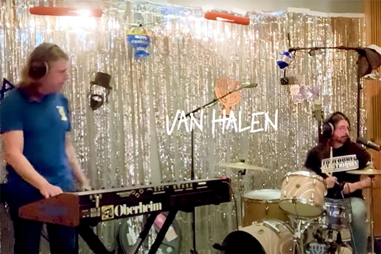 Dave Grohl se atreve nada menos que con Van Halen y Ramones