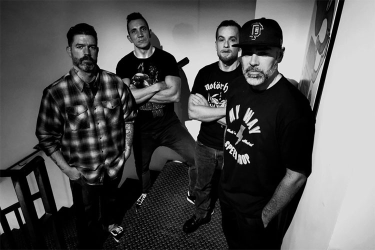 "Volver con este disco ha sido como empezar de nuevo"