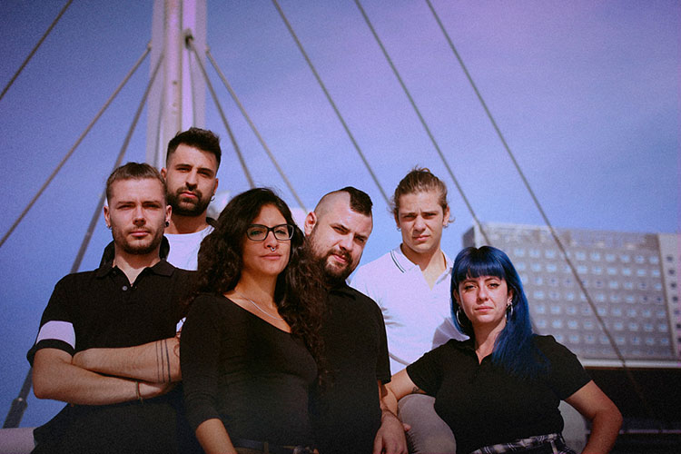 Ya puedes ver el videoclip de "Crystal" de Beatneeks