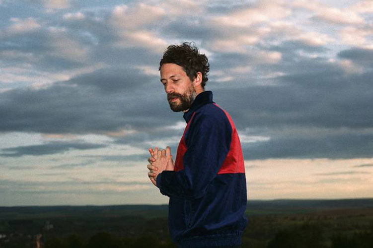 "La música suele estar ahí para amplificar la fuerza de una imagen, y viceversa"