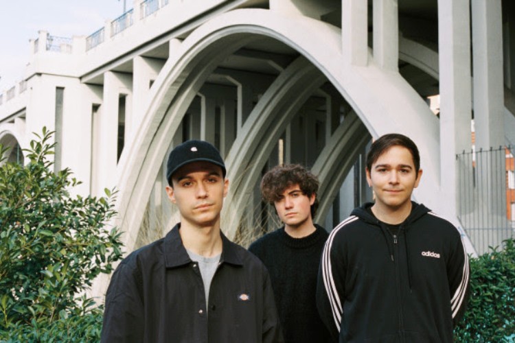 “Yard”, lo último de Featherweight de la mano de Subterfuge Records