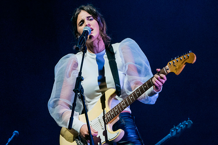 Izaro anuncia “Limones de Oro”, doble disco con invitados de lujo