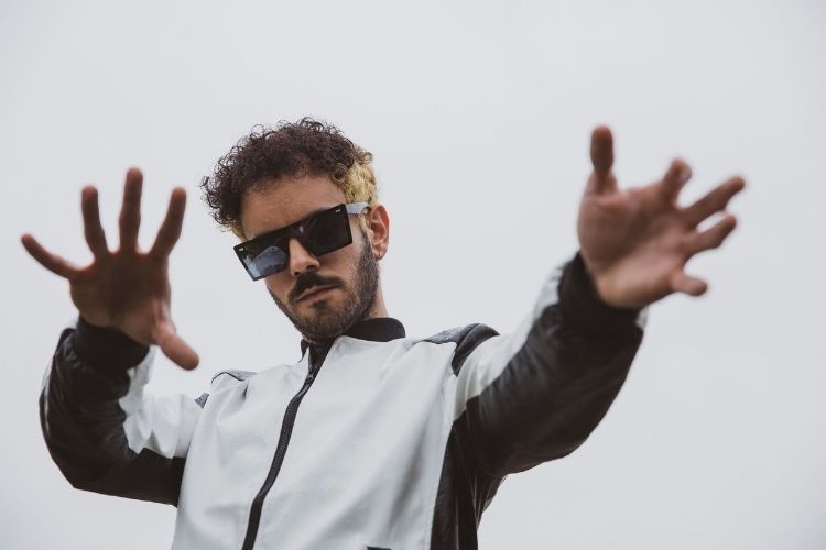 El madrileño L.O.O.F. presenta su primer álbum “Spinning On The Wind”