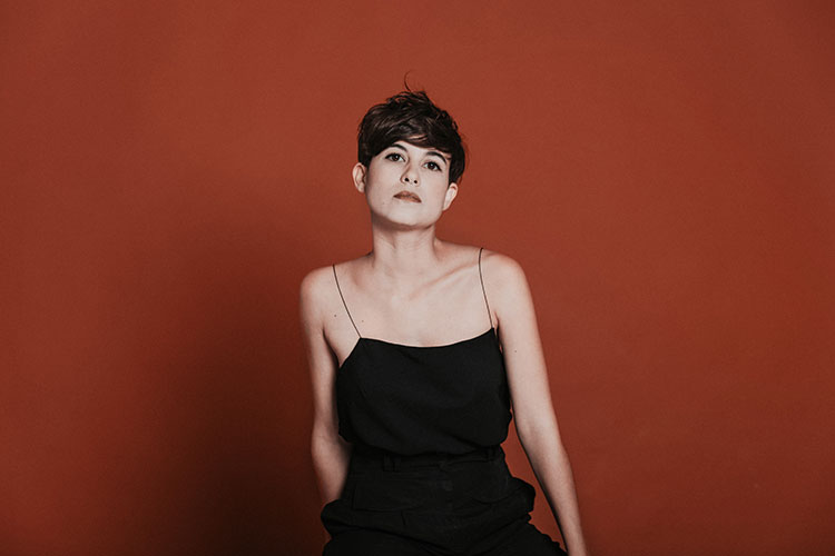Anna Andreu publicará “La mida”,  su nuevo álbum, este viernes