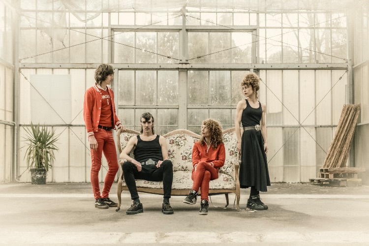 “No intentamos ser ningún templo de culto al riff pero es posible que acabemos siéndolo”