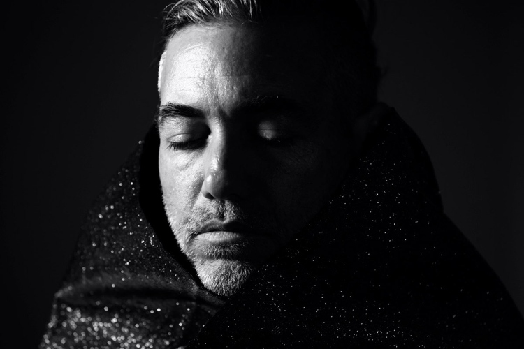 “Oropo”, primer adelanto del próximo álbum del argentino Uji