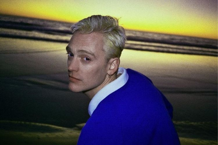 Sean Nicholas Savage