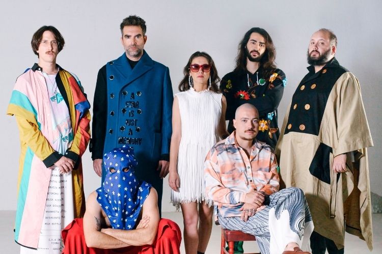 Califato ¾ reescriben la historia de Romeo y Julieta en “Lô amantê de Çan Pablo”