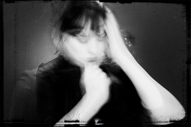 Syneba presenta su nuevo EP, “Species And Spaces”