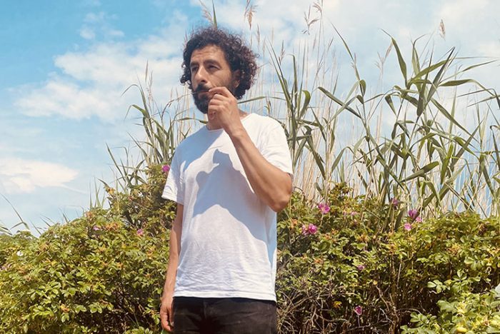José González anuncia álbum y estrena “Against The Dying Of The Light”