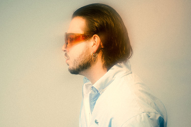 Oddliquor lanza “Ojalá hubiera sio + fácil”, su primer single de 2022