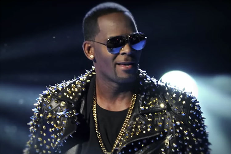 R. Kelly declarado culpable y condenado a treinta años de prisión
