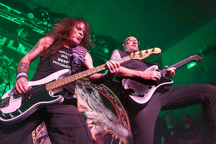 Steve Harris en la distancia corta