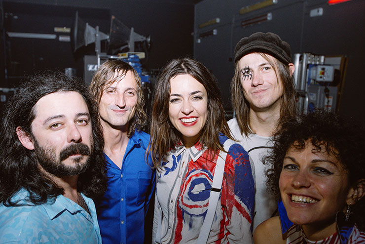 Maika Makovski On The Road