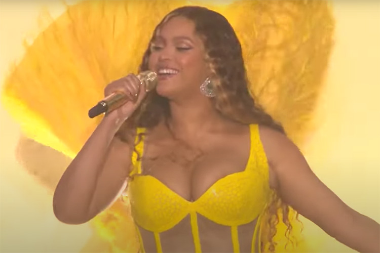 Beyoncé ofrece su primer concierto en cuatro años en Dubai