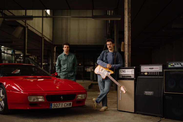 “Ferrari”, tercer adelanto del esperado nuevo disco de Cala Vento