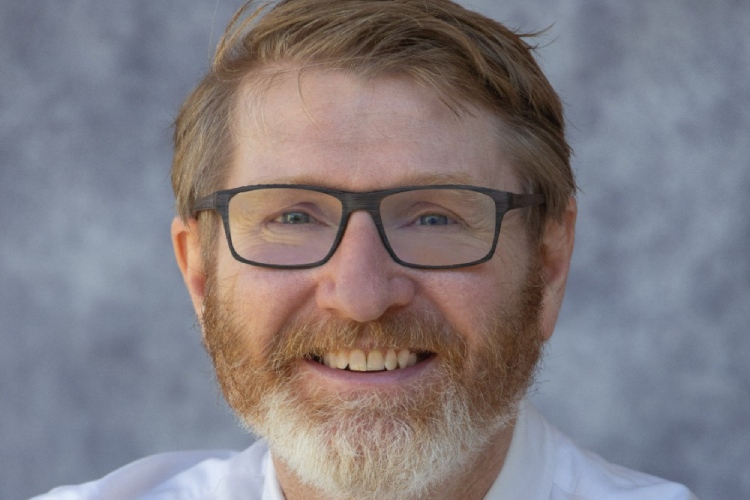 Llega a España “Los noventa”, el libro de Cluck Klosterman