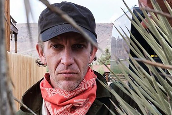 Modest Mouse vuelven a la independencia con “Picking Dragons' Pockets”