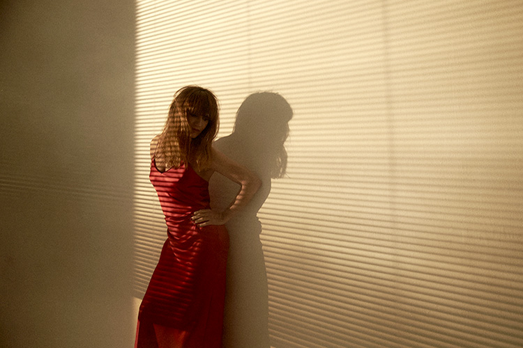 “Soy atrevida en la forma de vestir mis canciones”