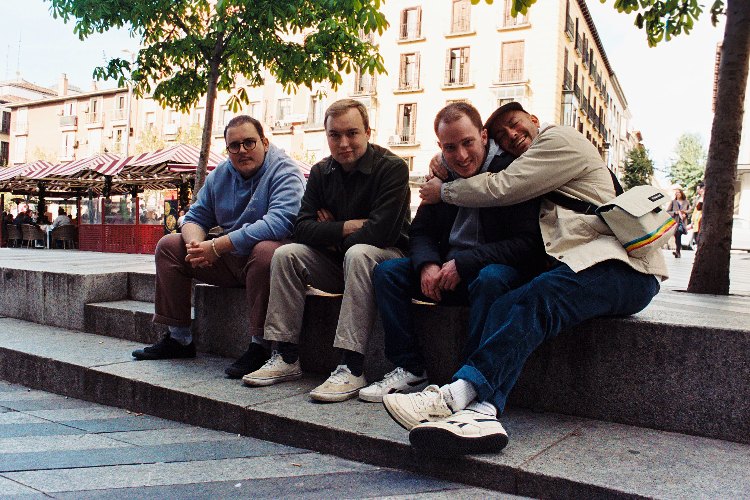 Estrenamos el segundo avance del nuevo disco de Comic Sans