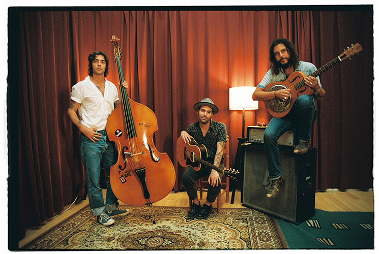 Video de Luis Carrillo con Santero y los Muchachos