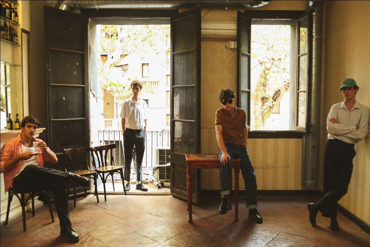 El Diablo de Shanghai homenajean a Patti Smith en su último tema