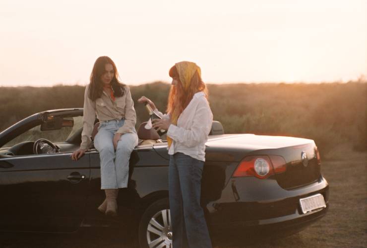 Adiós Amores aceleran el verano con "Soleada"