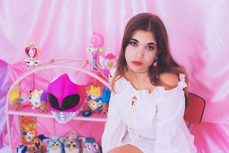 Marta Movidas le dedica “Rosquilla de canela” a su perro Tomi