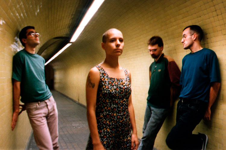 Fallece Raquel Pascual, quien fuera cantante de Fromheadtotoe y Collision