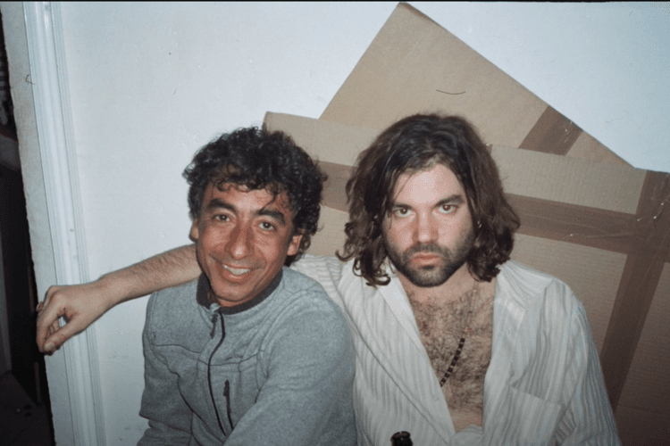 Joe Crepúsculo comparte más versiones de “Mi fábrica de baile”