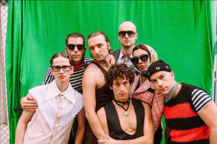 Habla De Mí En Presente y Ladilla Rusa se lanzan al “Poliamor”