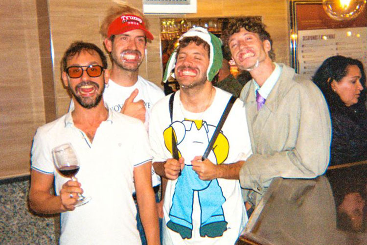 Alavedra se amoldan a lo que esperas de ellos en “Personalidad”