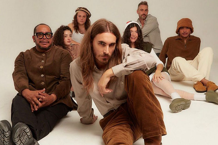 Carlos Ares anuncia la gira de presentación de “Peregrino”