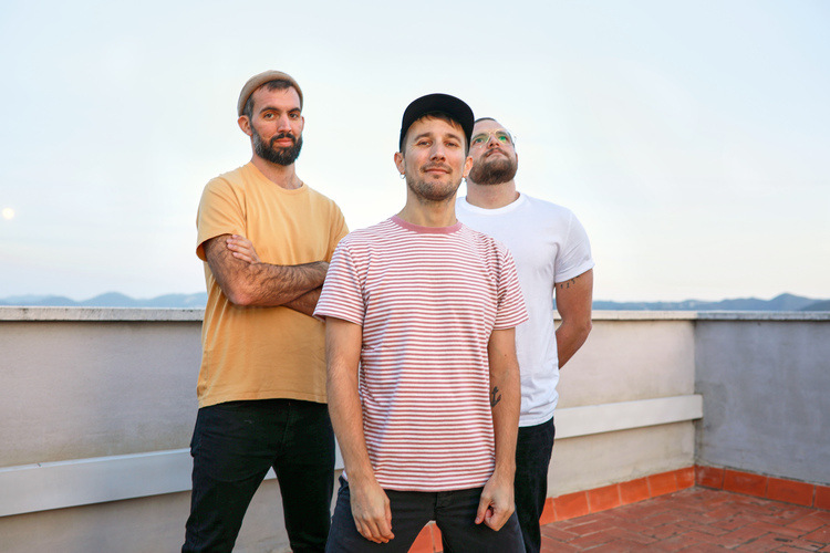 La banda de punk pop Panellet vuelve con “La Cançó d'un Funeral”