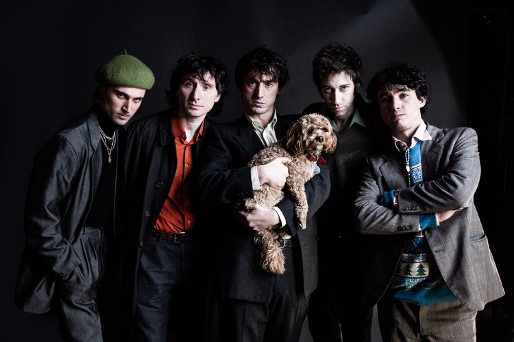 Fat White Family estrenan “Bullet Of Dignity”, su nuevo single