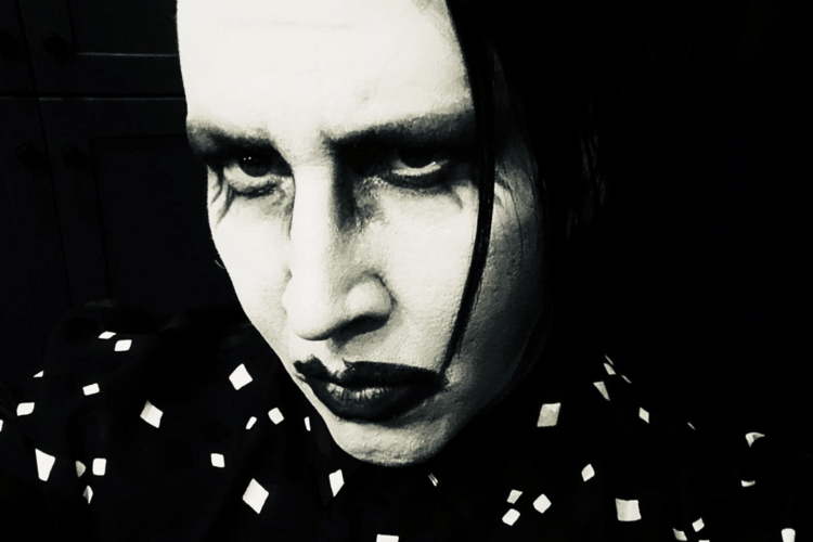 Marilyn Manson condenado a pagar trescientos mil dólares de gastos legales