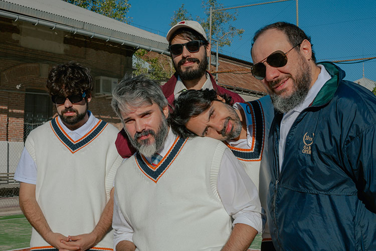 Estrenamos el videoclip de “Musty Shirts” de Carmelita