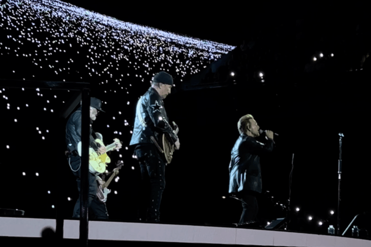 U2 invitan a Daniel Lanois a su último show en Las Vegas Sphere