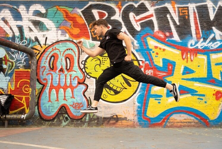 Dani Ren estrena su single “Tiempo de Descuento”