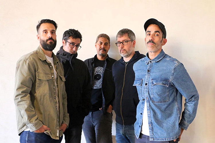 "Joy of Living", primer videosingle de adelanto del debut de Driive