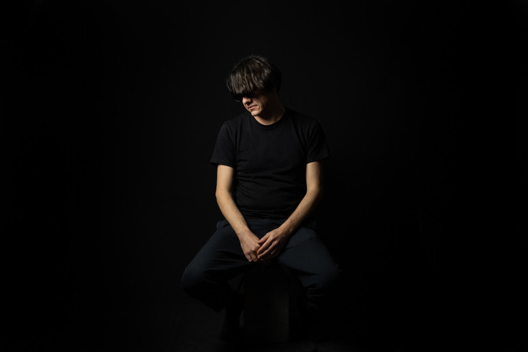 Joan Colomo nos cuenta su día a día en “Tot és molt difícil”