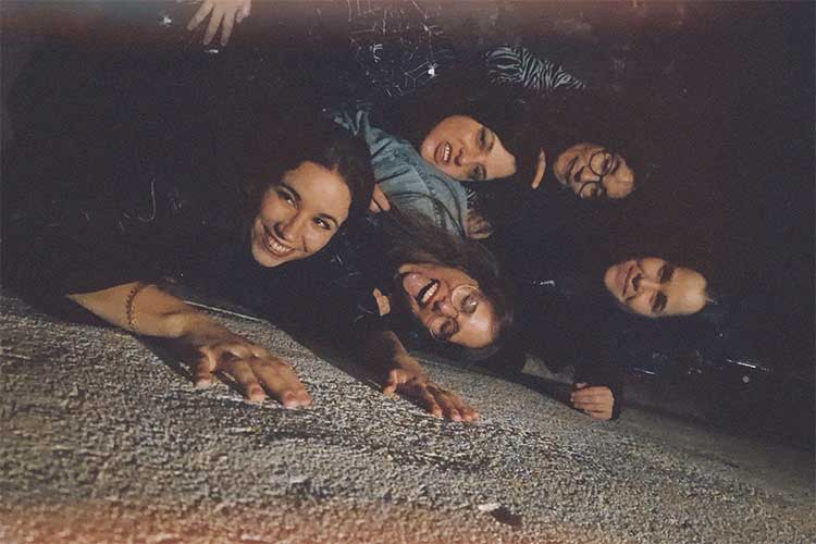 “Somos un grupo de directo, pero el estudio es un parque de atracciones”