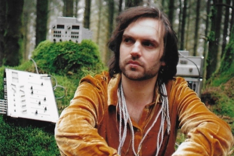 LA Priest tendrá nuevo Ep en mayo, "La Fusion”