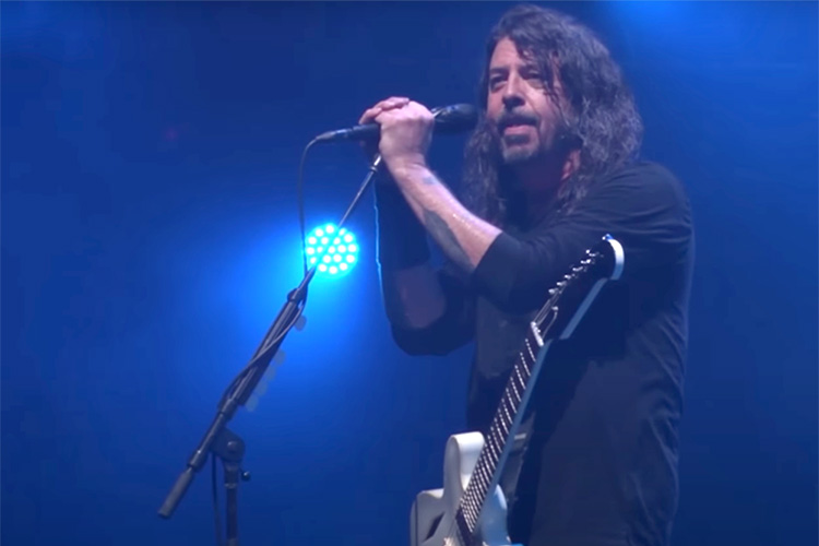 Foo Fighters dedicate “My Hero” to the late Steve Albini