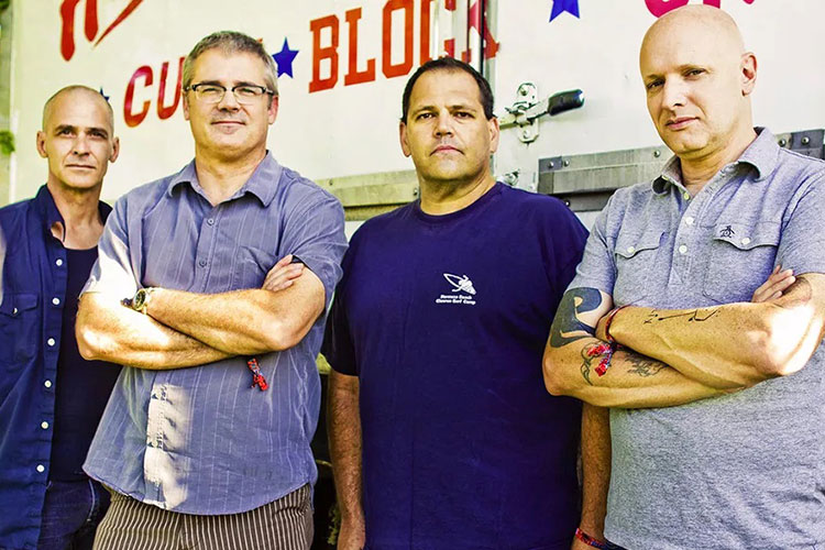 “Estamos comprometidos a cuidarnos para que la fiesta siga durando”