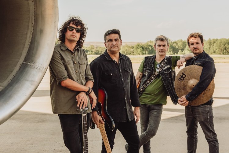 Vuelo 505 presenta su tercer disco en Nave 9