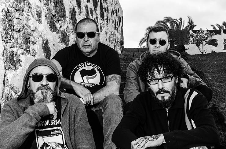 Los Iguales brindan con su “Maltrago” prenavideño